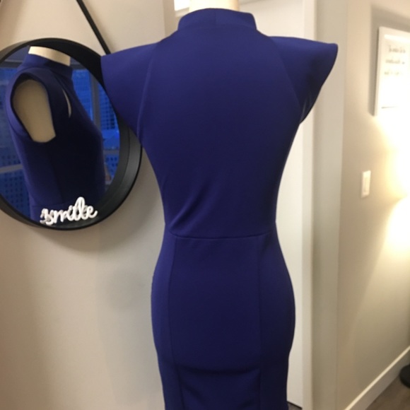 Freshine Dress - blue - a little “space-agey” - Picture 2 of 7